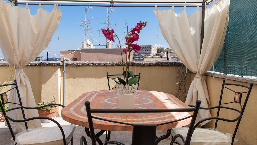 Rental In Rome Vatican View Terrace Roma Quarto foto